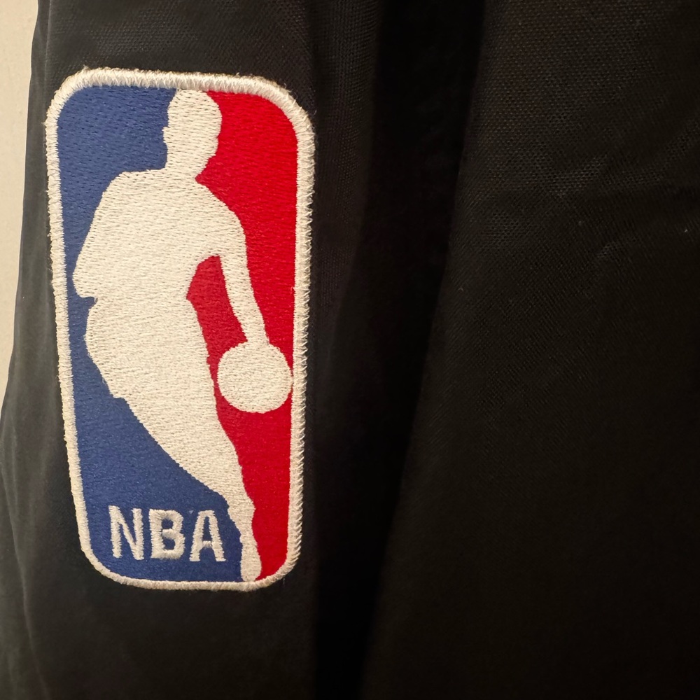 Toronto Raptors NBA Black Jacket - Picture 3 of 5